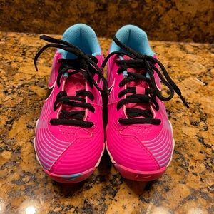Girls softball cleats